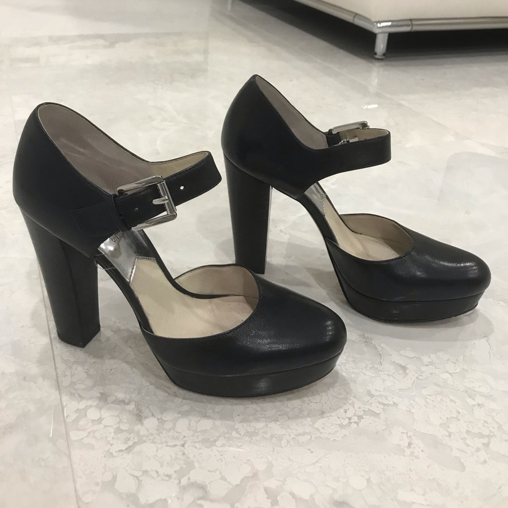 Michael Kors black high heels